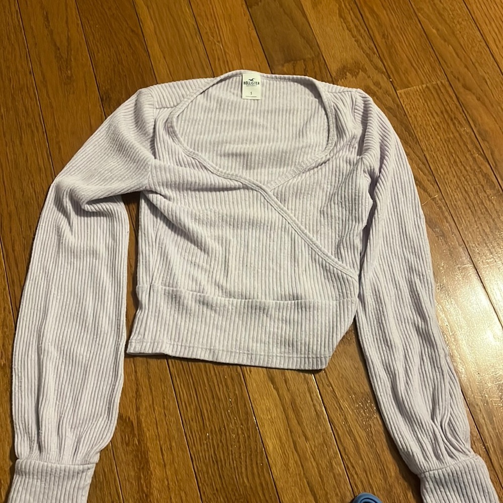 Hollister purple v neck long sleeve shirt